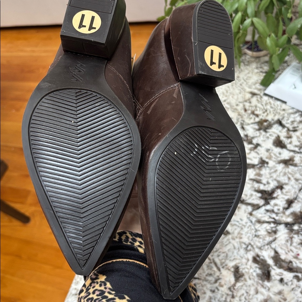 Naya Dark Brown Ankle Booties Size 11 - Picture 6 of 7